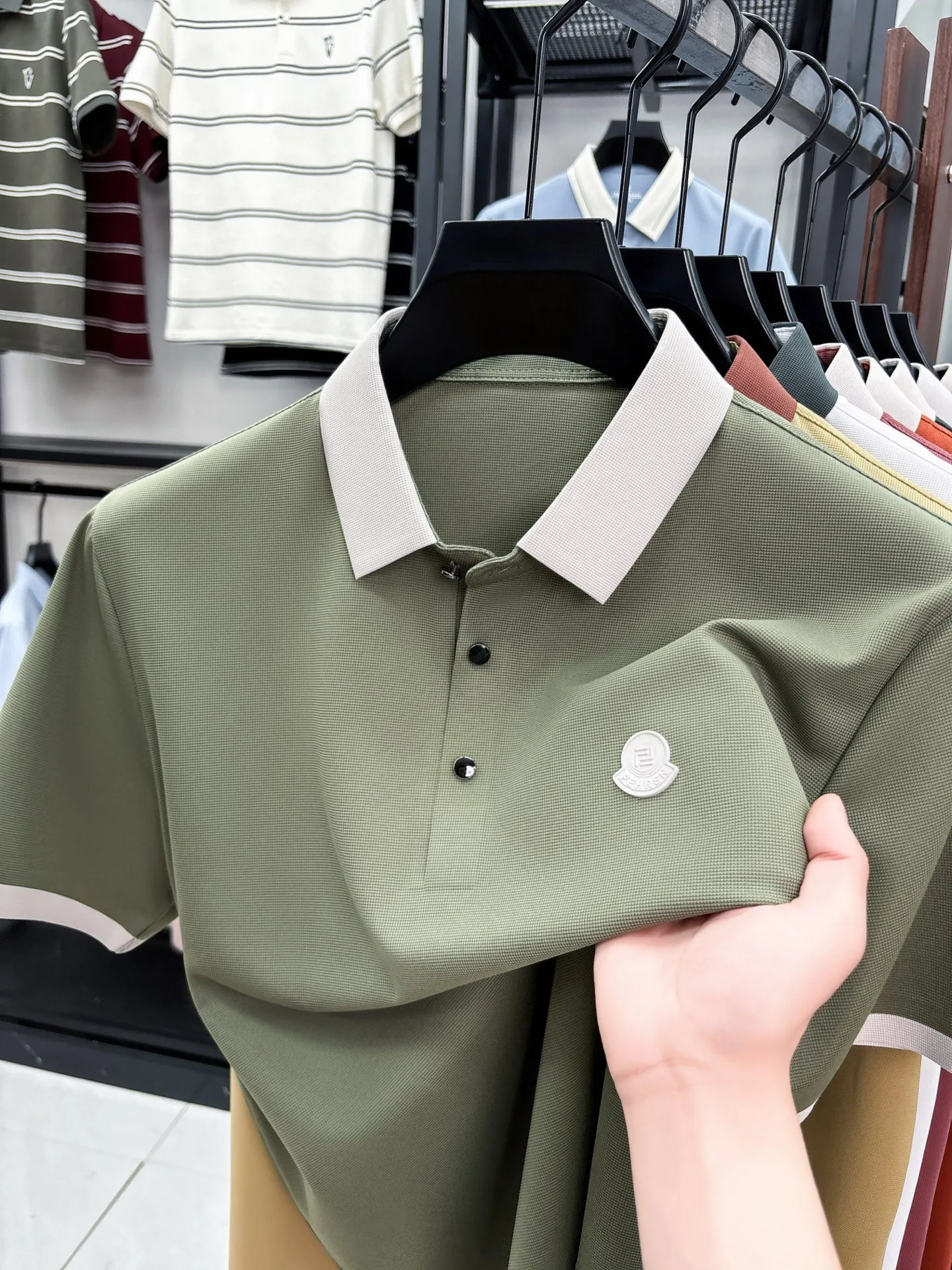 Premium Original Polo ：62796-P140 ：Moncler ： Size：M-4XL 200 ：26 New Arrival Polo ， ， ， Versatile， ， ！